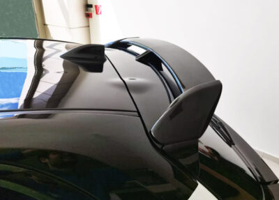 Becquet / Aileron Racing pour Toyota Yaris 4 (à partir de 2020)